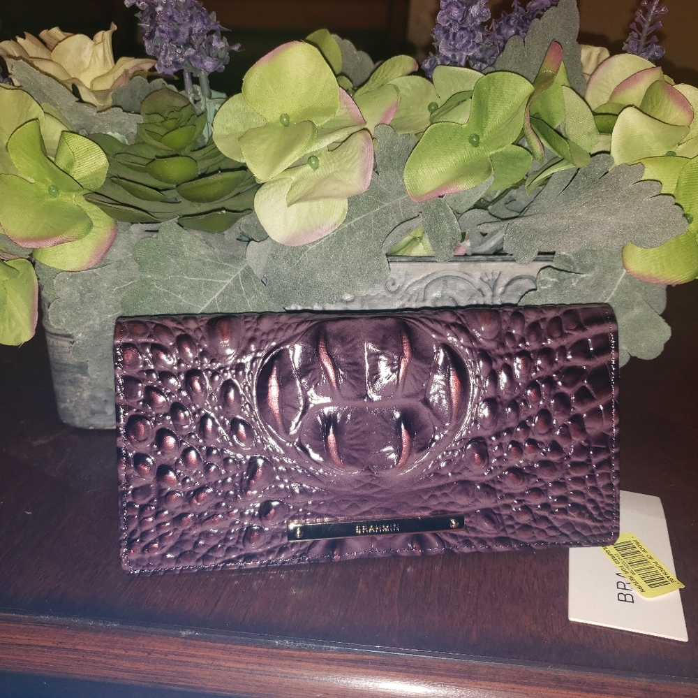 NWT Brahmin Addy Fig wallet